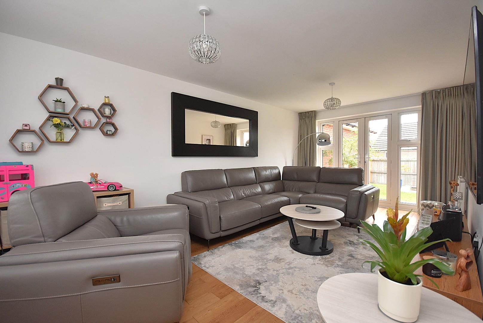 44 Picca Close, Wenvoe, CF5 6XP